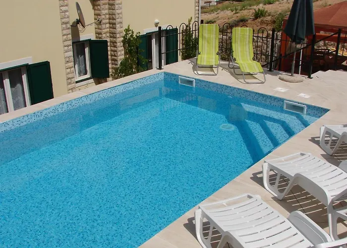 Pag 12795a Apartment *